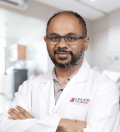 Dr. Gautham M - Consultant Plastic & Reconstructive Surgery | Post-cancer reconstruction surgery, Micro (vascular) surgery for trauma, Acute burns and burn reconstruction, Hand and limb trauma, Maxillofacial trauma, Head and neck reconstruction, Breast reconstruction, and Congenital deformity correction | Hennur Road , bangalore