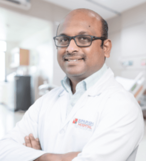 Dr. Hemanth L - Senior Consultant Pulmonologist and Critical Care Medicine | Out and in-patient evaluation of respiratory diseases Diagnostic bronchoscopy Pleural aspirations Pleuroscopy Spirometry and Pulmonary Rehabilitation | Hennur Road , bangalore